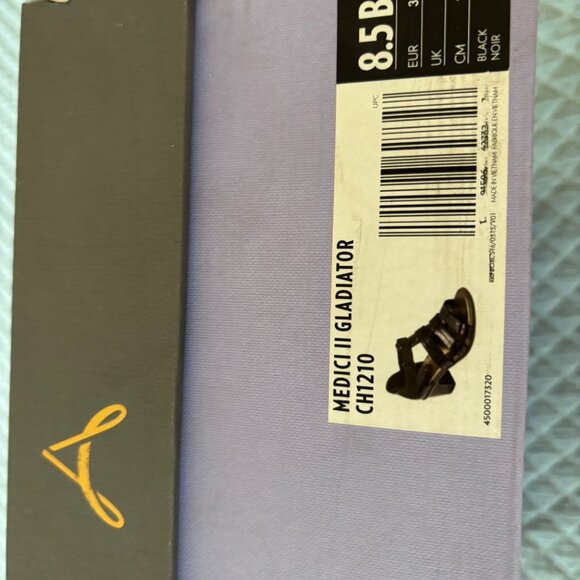 Aravon Women's Gladiator Heels - Picture 3 of 5